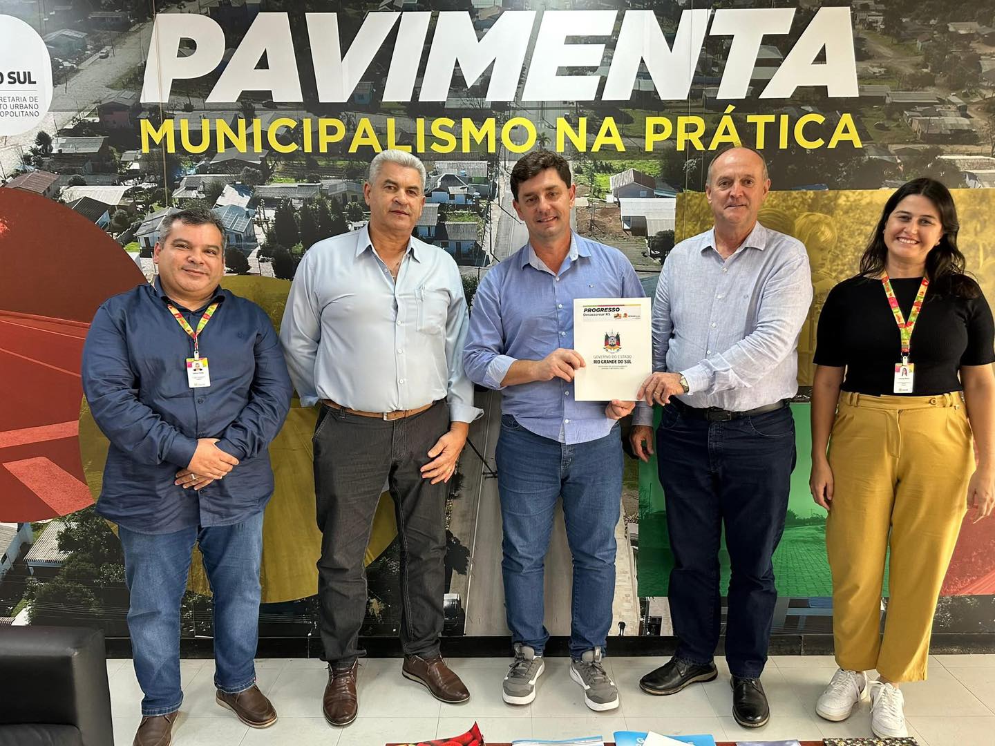 Paulinho e Cerbaro assinam convênio com o Governo do Estado para desassoreamento no centro 