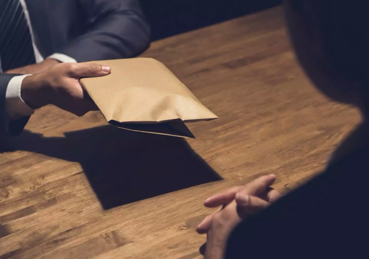 Brasil continua mal em índice global de corrupção