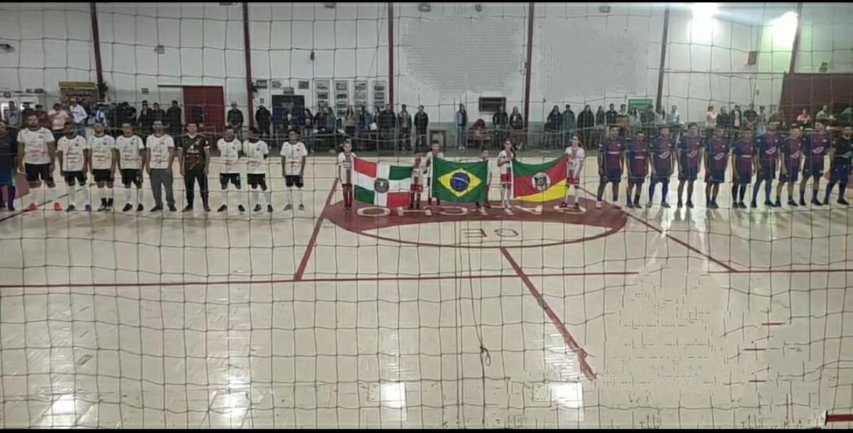 Rodada de abertura do Campeonato Municipal de Futsal 2022 