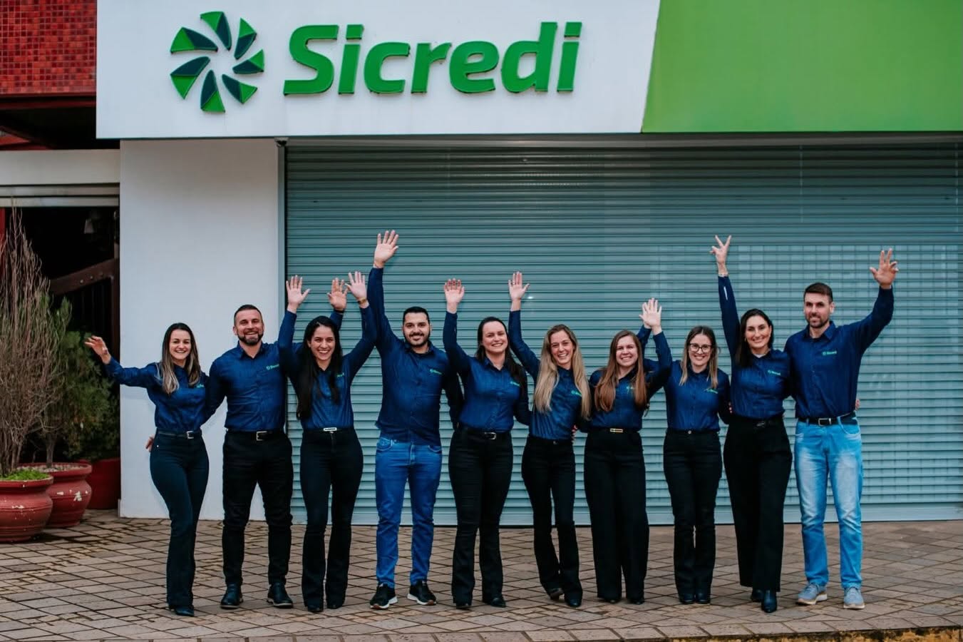 AGÊNCIA SICREDI DE PROGRESSO COMEMORA 24 ANOS EM PROGRESSO 
