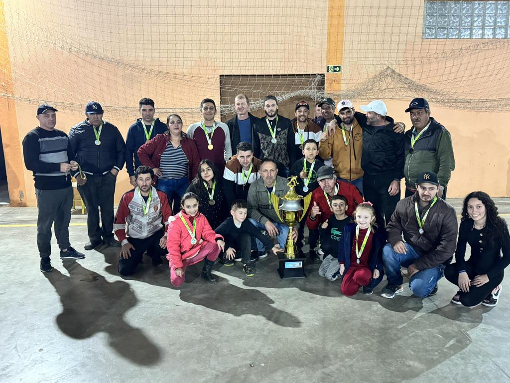 Campo Branco A é campeão municipal de bochas de Progresso 2025