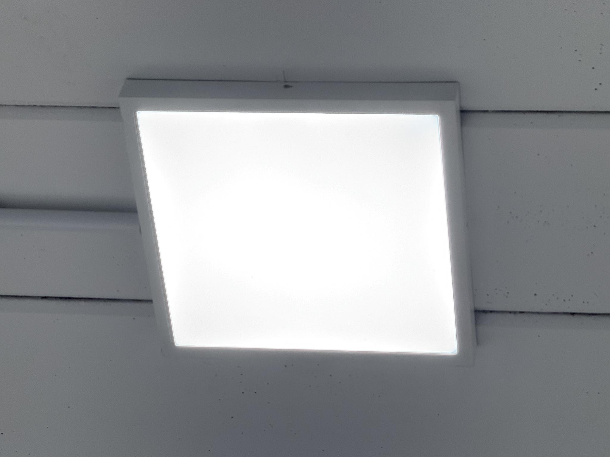 Conta de luz deve subir 8% em 2026, prevê Aneel