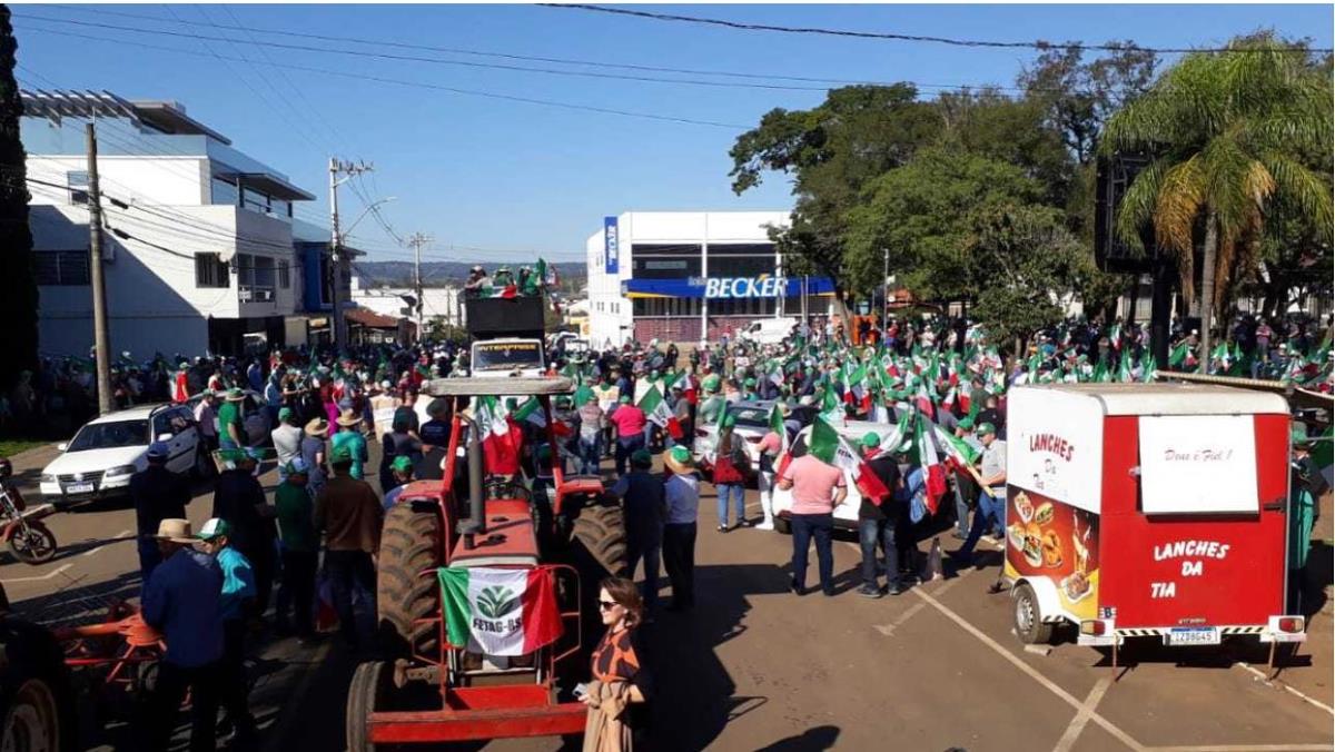 Fetag-RS reúne 1.700 produtores de leite em Porto Xavier