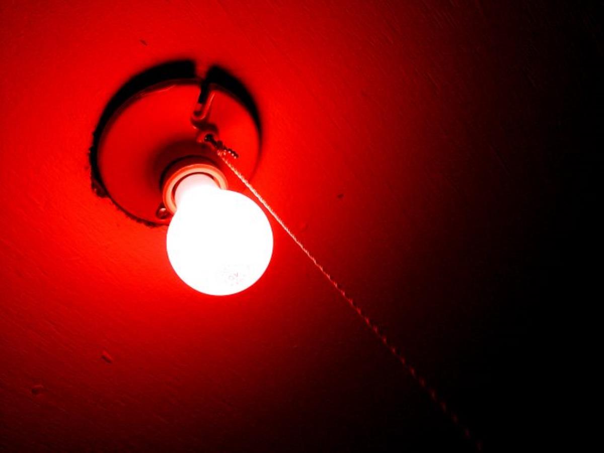 Governo sanciona lei que devolve PIS/Cofins cobrados na conta de luz