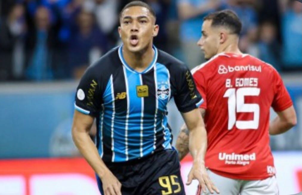 Grêmio faz três no Inter, despacha o rival e avança na Copa do Brasil