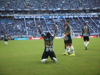 Grêmio vence o Coritiba por 1 a 0 pelo Campeonato Brasileiro