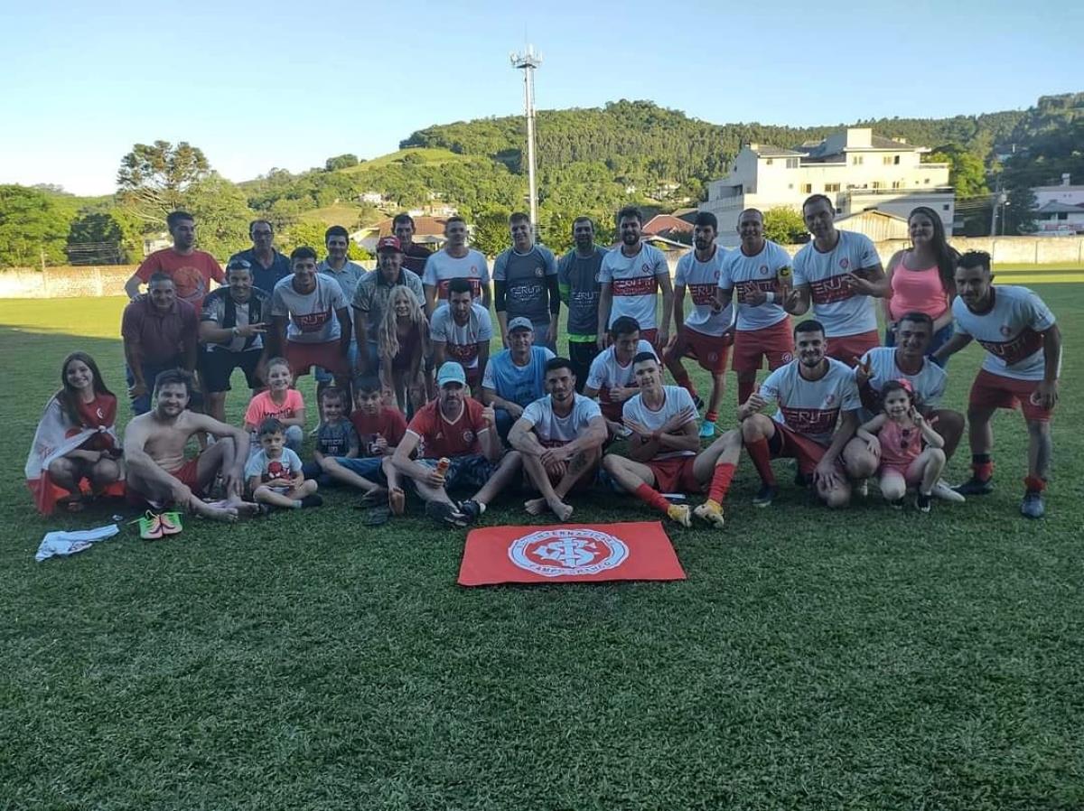 Inter de Campo Branco e Flamengo de Xaxim classificados para final