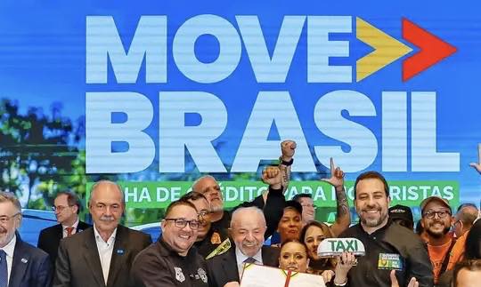 Lula cria programa de R$ 30 bilhões para motoristas de aplicativos