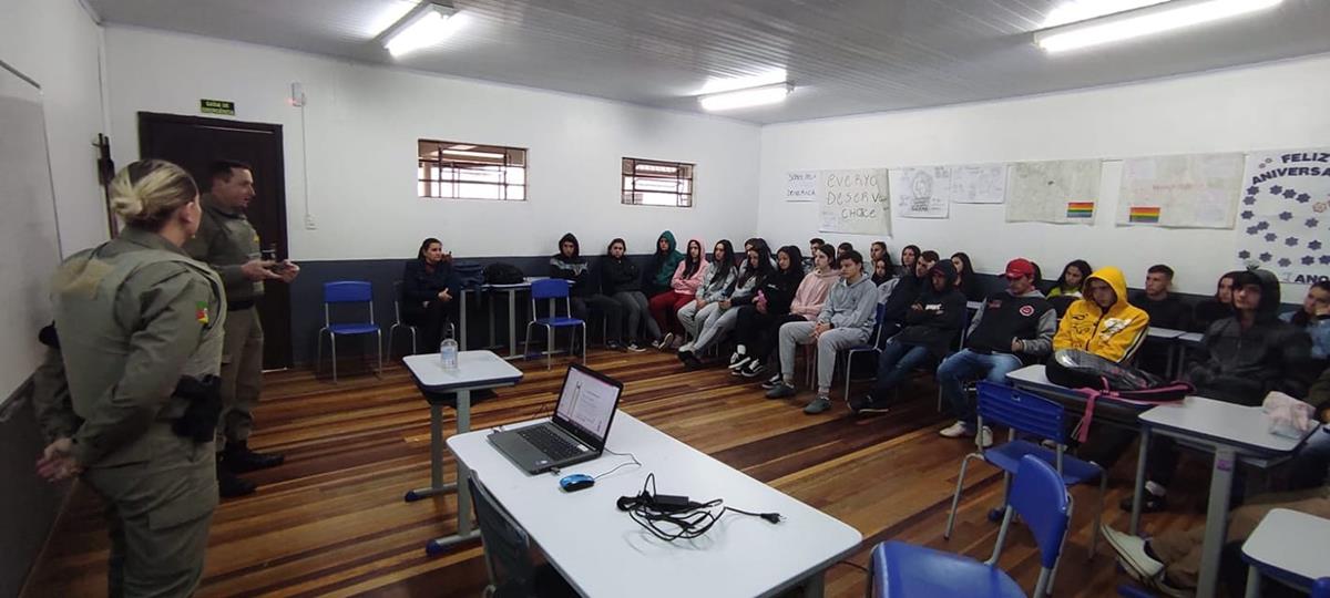 Mais educação, integração da Brigada Militar e Escola São Francisco de Progresso