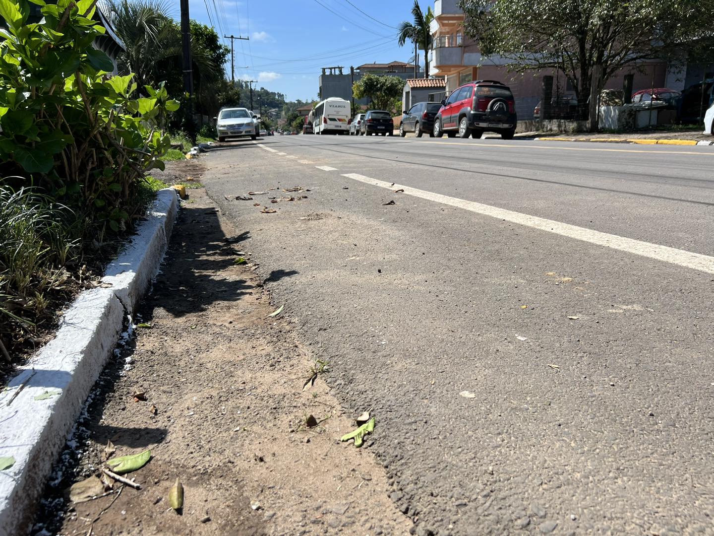 Motoristas devem evitar estacionar em vias que receberão pintura a partir de segunda 23/09