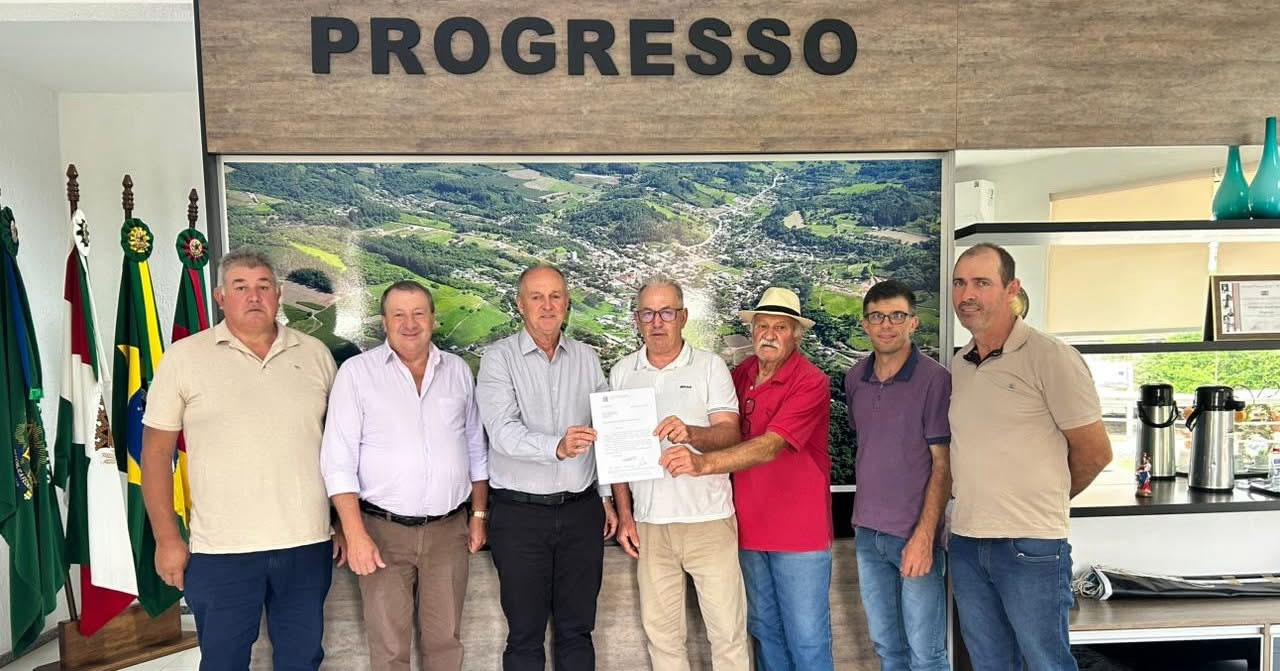 Paulinho recebe ofício de emenda parlamentar de R$ 200 mil