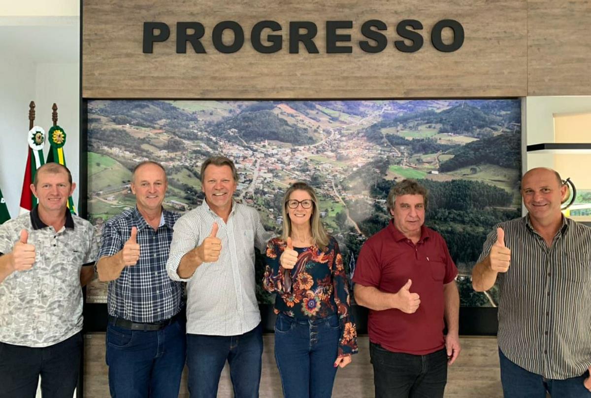 Deputado Federal Afonso Hamm visitou Progresso na quinta (24)