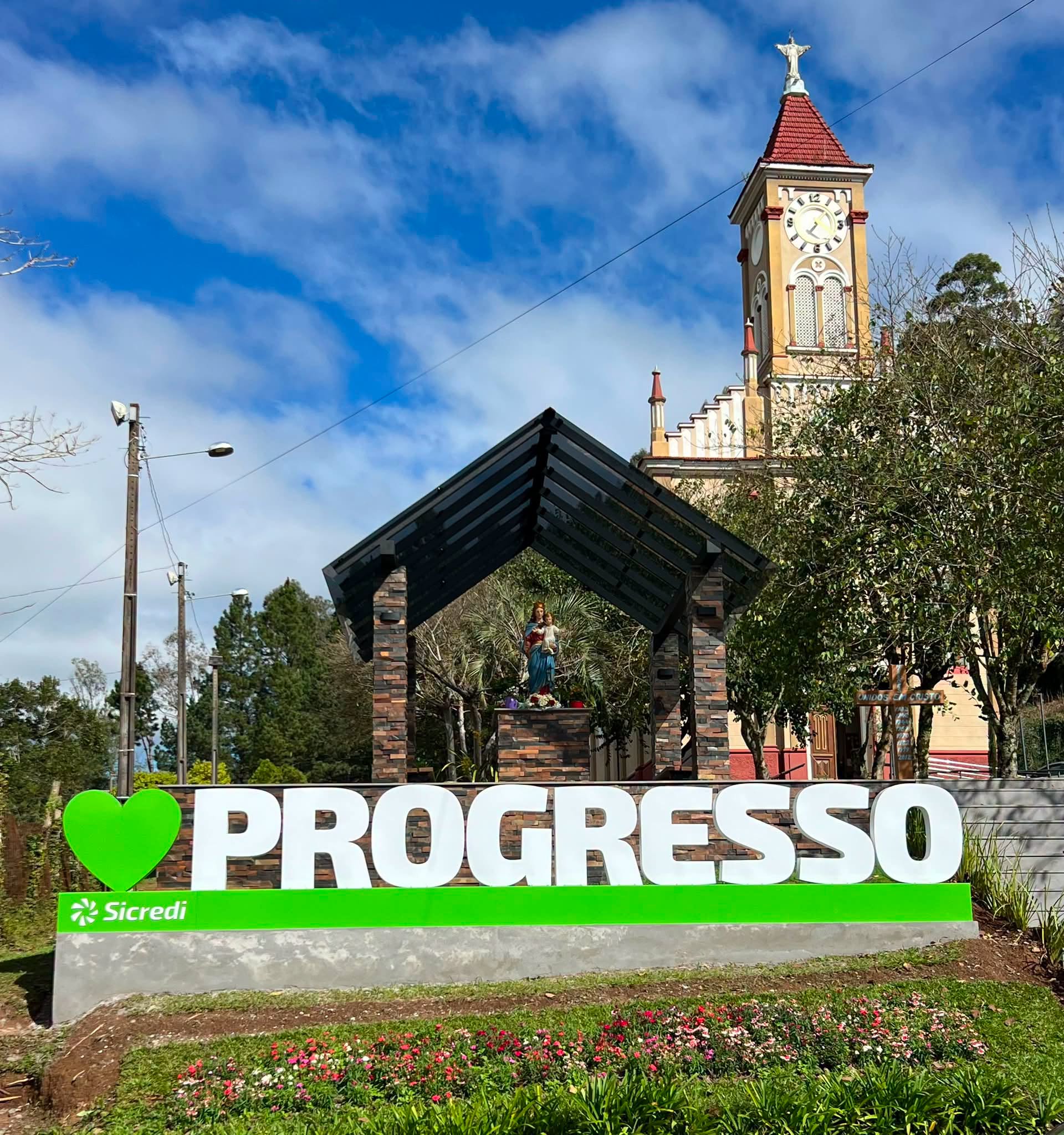Sicredi Integração RS/MG retribui parceria com doação de letreiro para comunidade de Progresso!