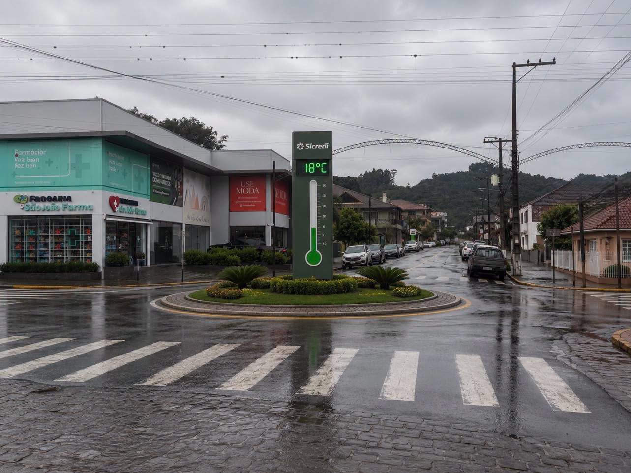 Vereador solicita construção de rotatória no cruzamento das ruas Coronel Mello, Quatro de Novembro e Coronel Fett Filho